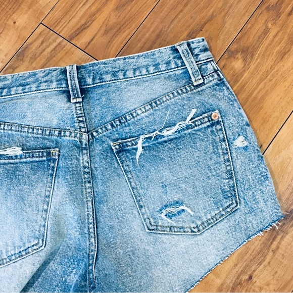 We the Free People button fly denim jean shorts stonewashed 4 summer dis… - Picture 2 of 7